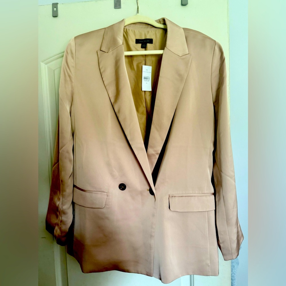 Ann Taylor Beige Blazer